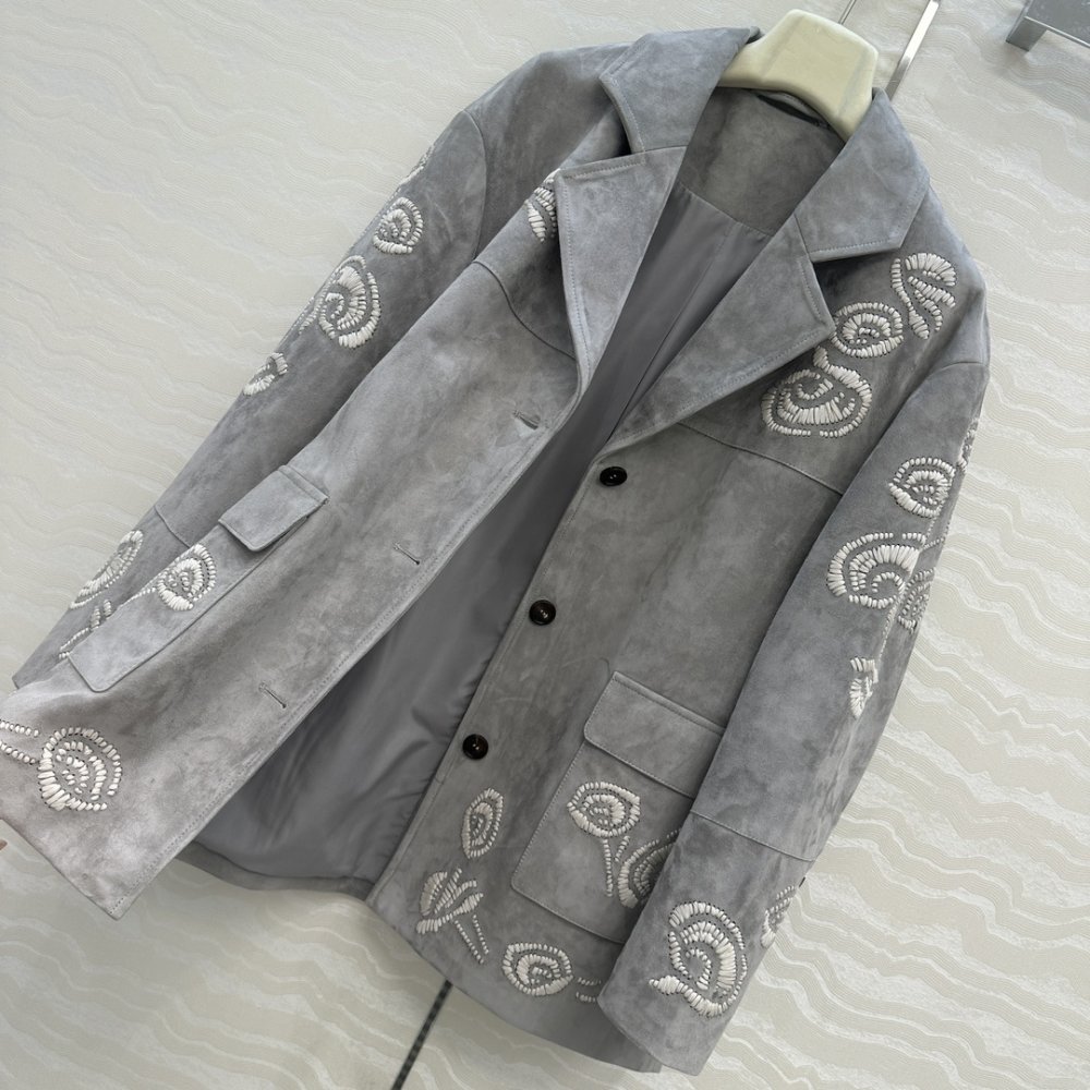 Пальто шкіряне жіноче фото 8