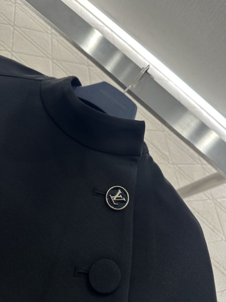 Пальто накидка з коміром стійкою фото 7