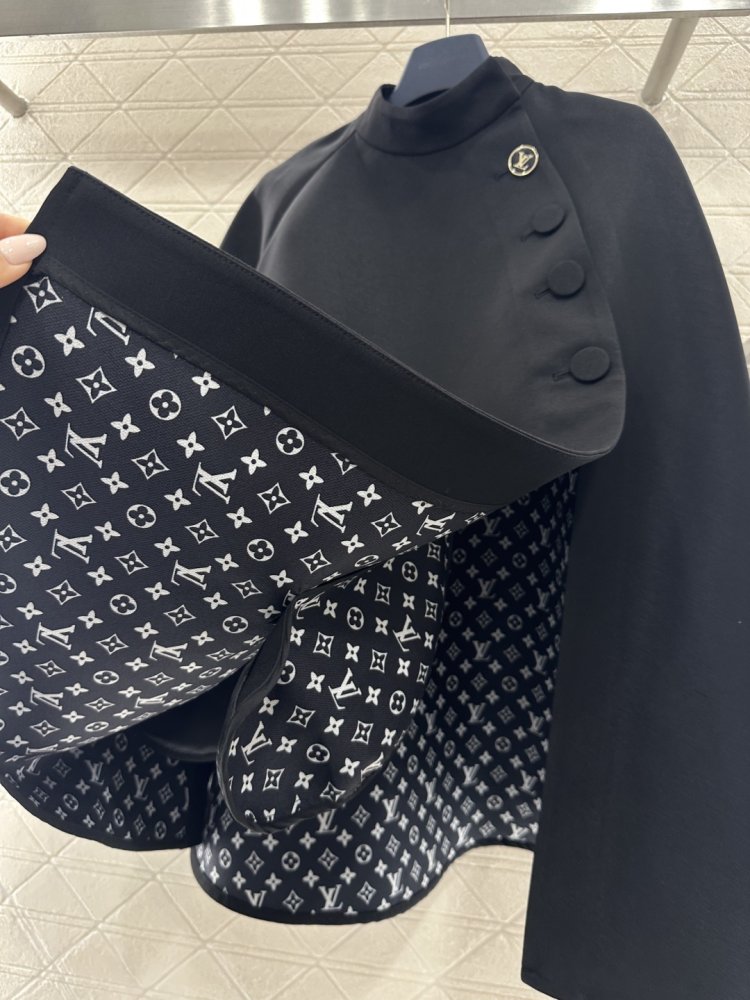 Пальто накидка з коміром стійкою фото 8