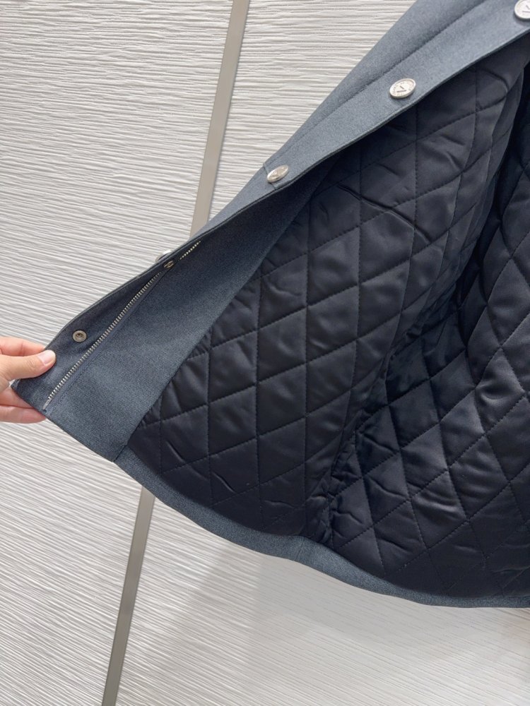 Пальто с бархатными лацканами и манжетами фото 6