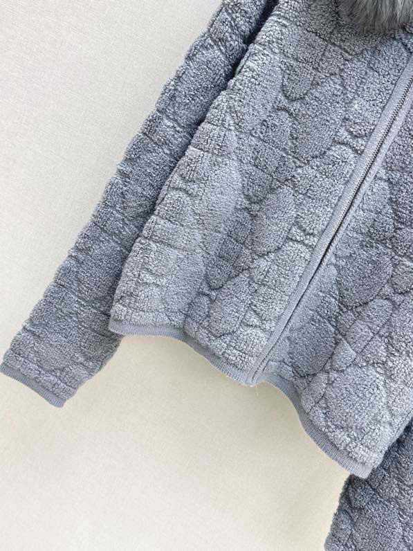 Пальто с воротником из лисьего меха фото 7