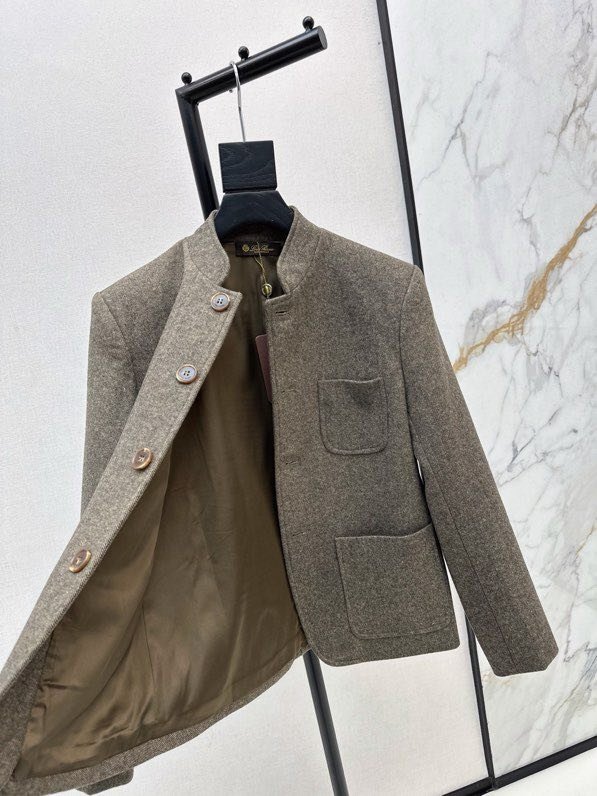 Пальто з коміром стійкою фото 9