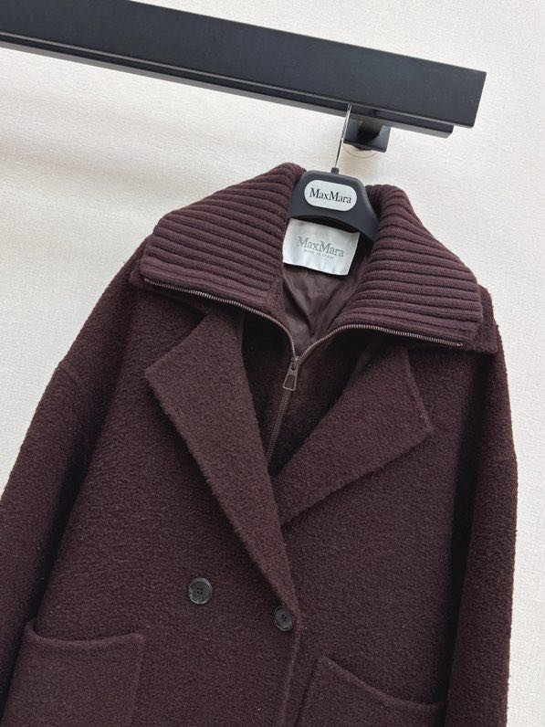 Пальто шерстяное с дллинным пуховым жилетом фото 2