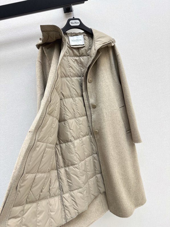 Пальто шерстяное с дллинным пуховым жилетом фото 6