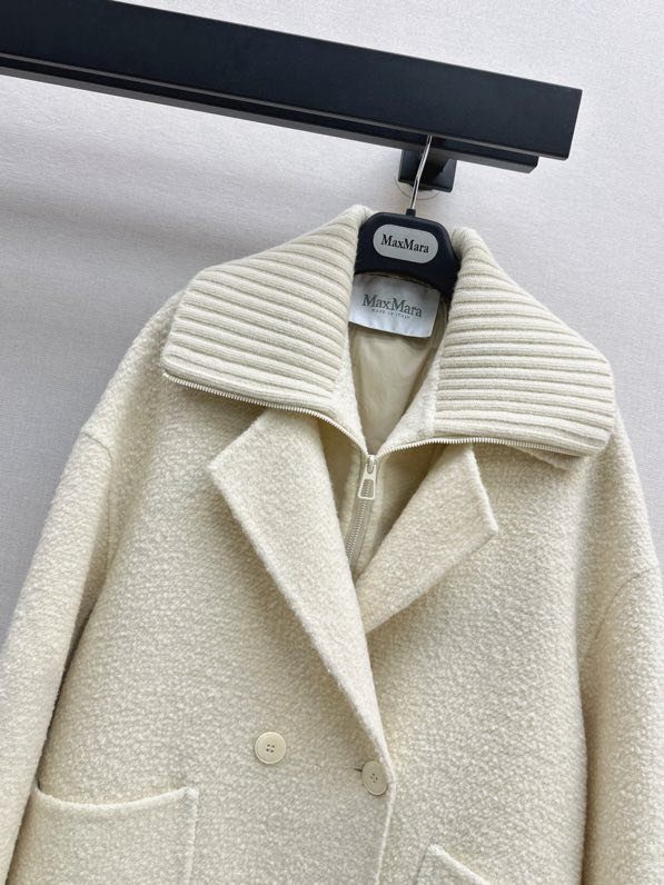 Пальто шерстяное с дллинным пуховым жилетом фото 8