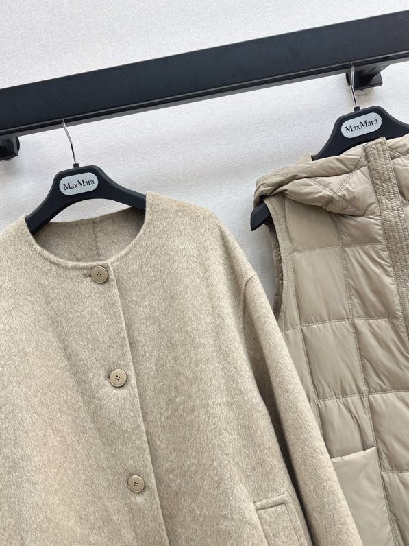 Пальто шерстяное с дллинным пуховым жилетом фото 8