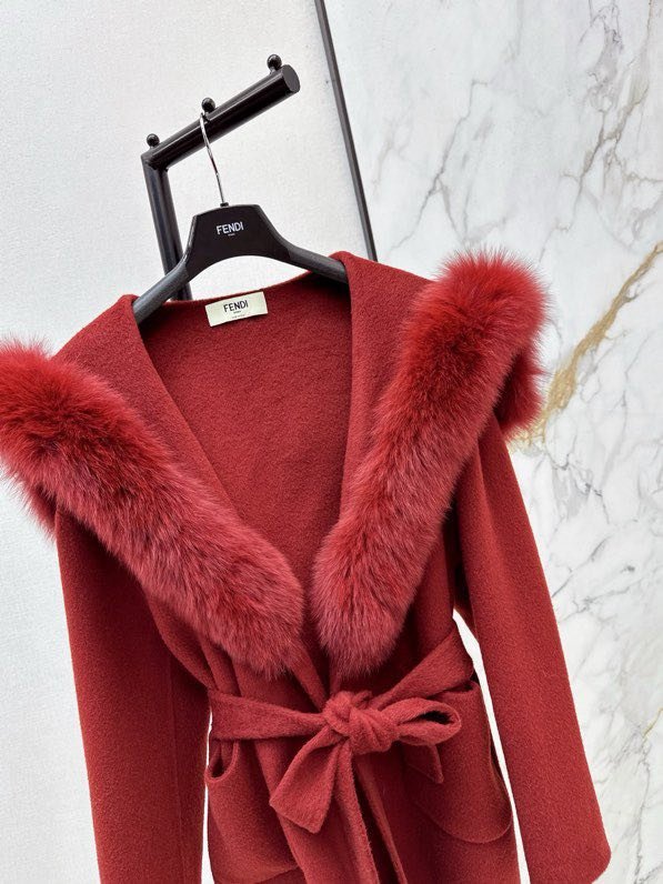 Пальто шерстяное с лисьим мехом фото 2