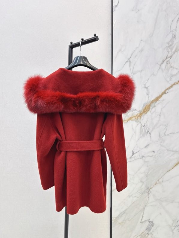 Пальто шерстяное с лисьим мехом фото 5