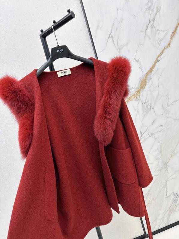 Пальто шерстяное с лисьим мехом фото 6