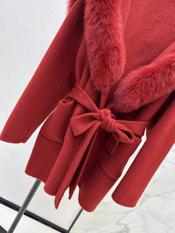 Пальто шерстяное с лисьим мехом фото 7