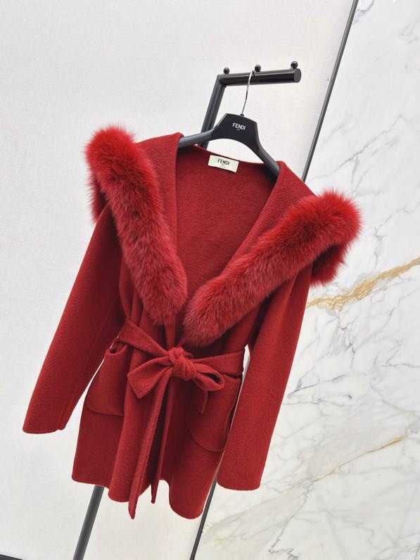 Пальто шерстяное с лисьим мехом фото 8