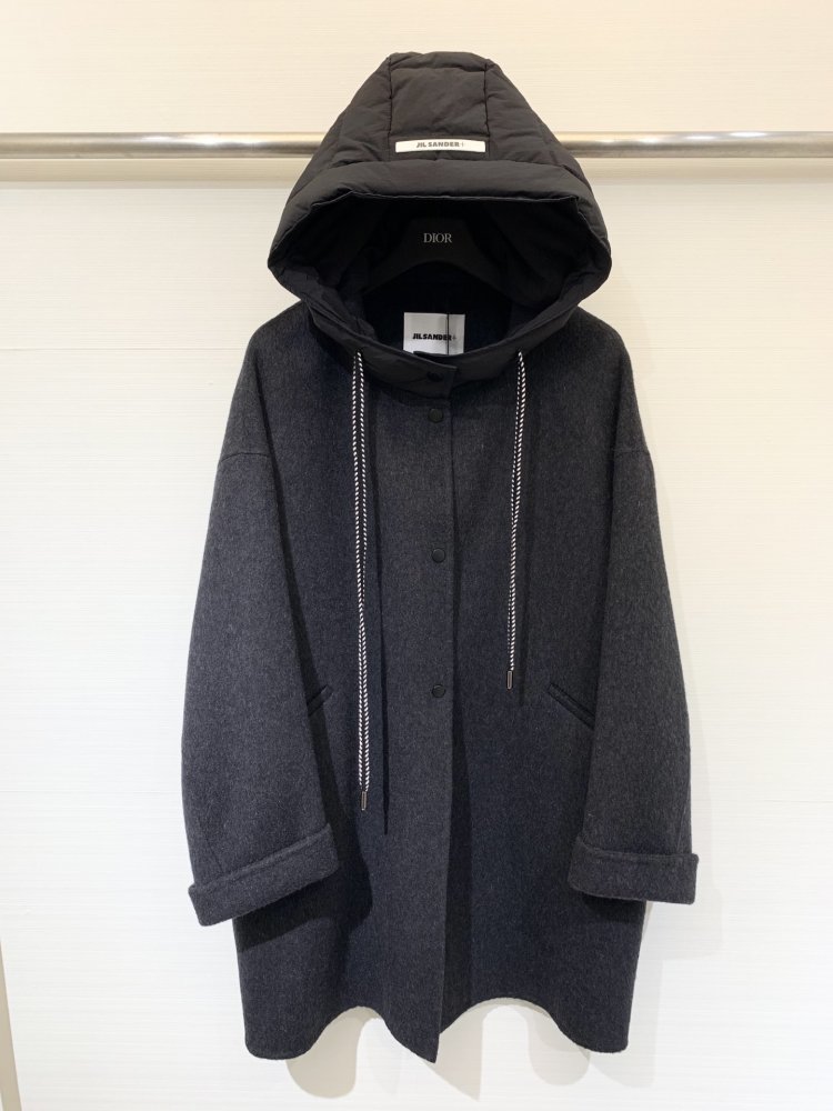 Пальто шерстяное женское