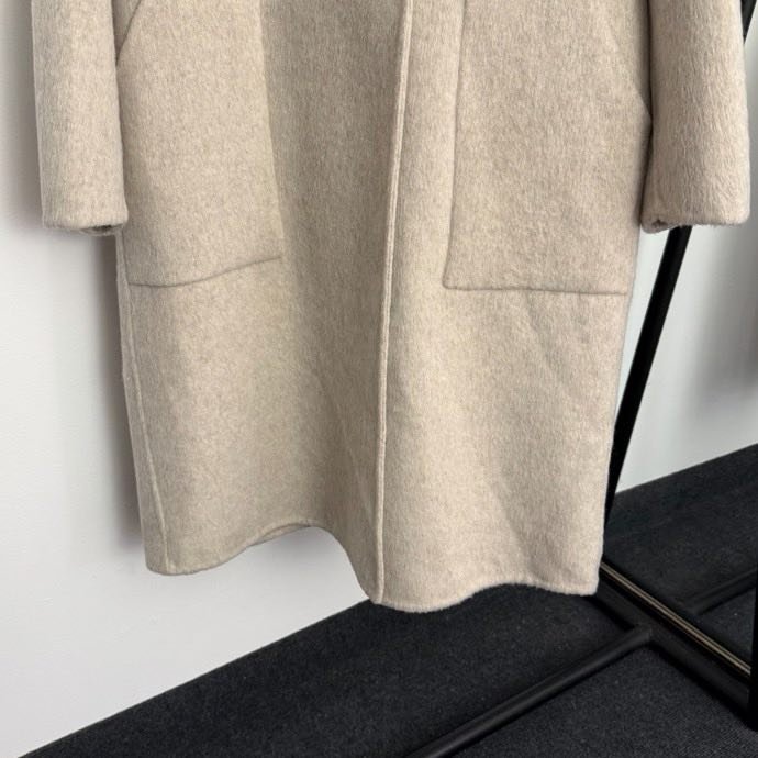 Пальто шерстяное женское фото 2