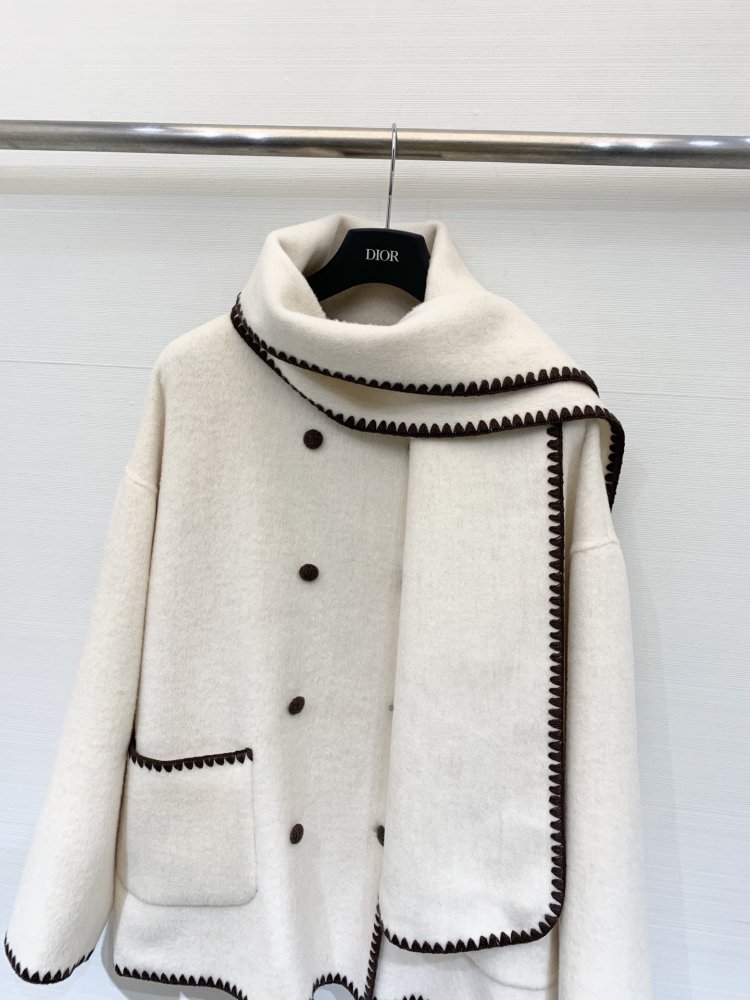 Пальто шерстяное женское фото 3