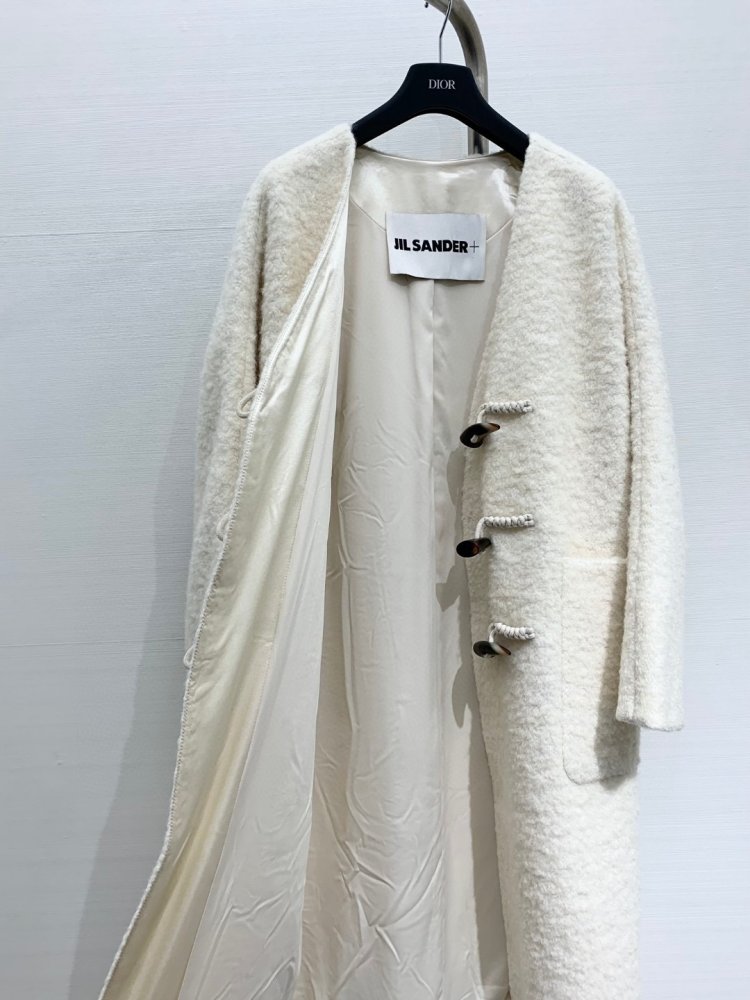 Пальто вовняне жіноче фото 5