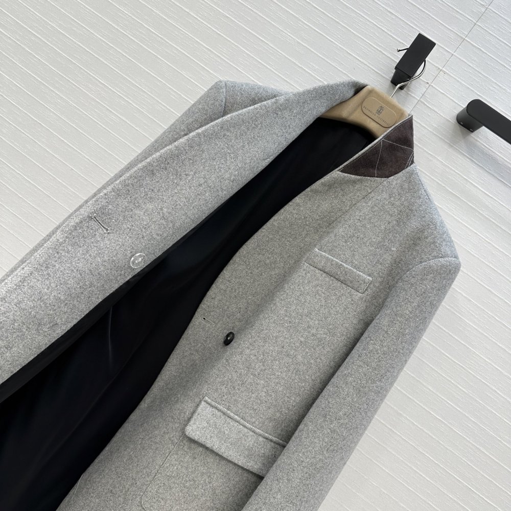 Пальто шерстяное женское фото 6