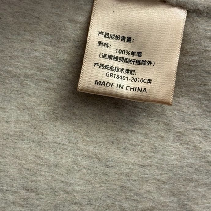 Пальто шерстяное женское фото 7