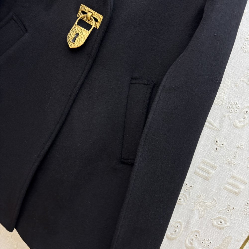 Пальто вовняне жіноче фото 8