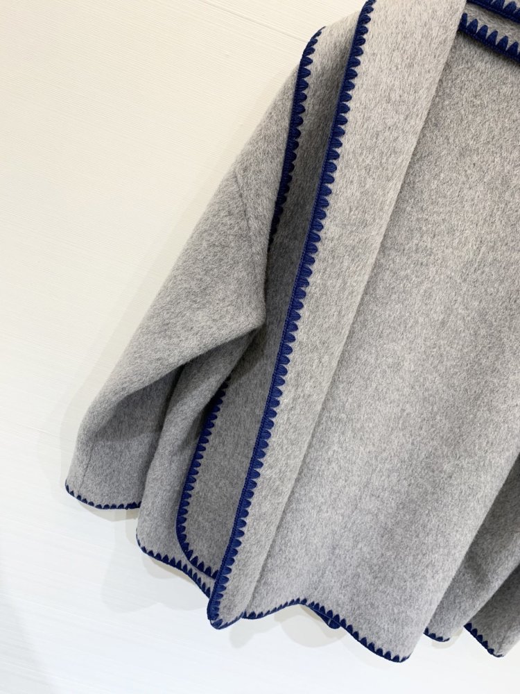 Пальто шерстяное женское фото 9