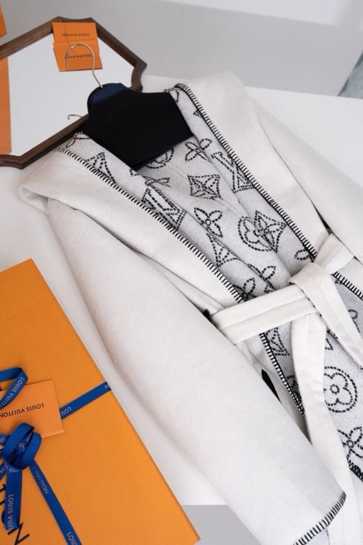 Пальто шерстяное фото 3