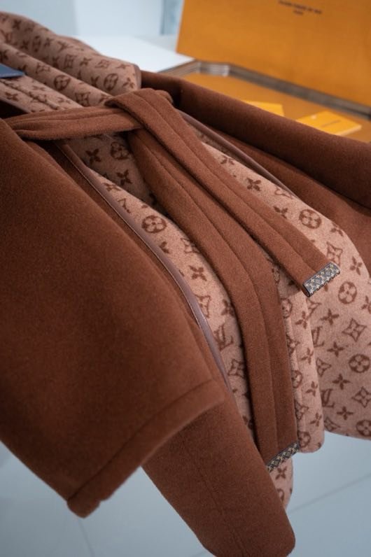 Пальто вовняне фото 6