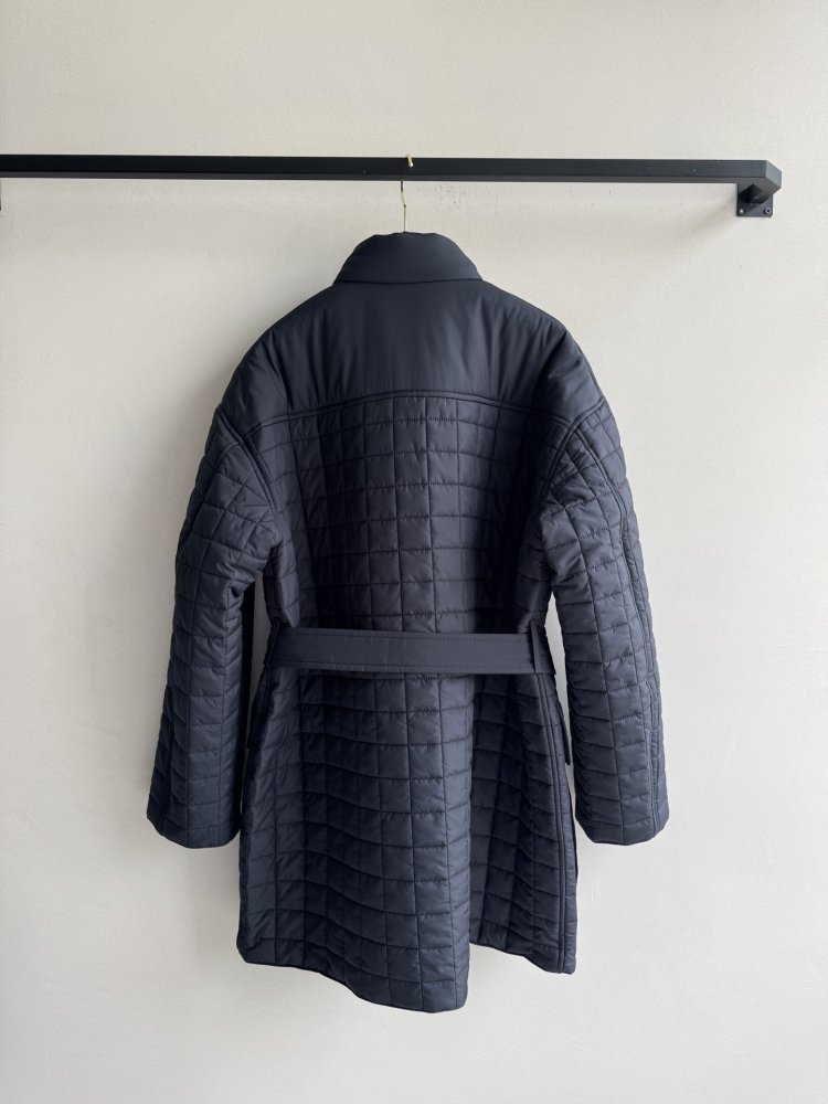 Пальто середньої довжини жіноче фото 2