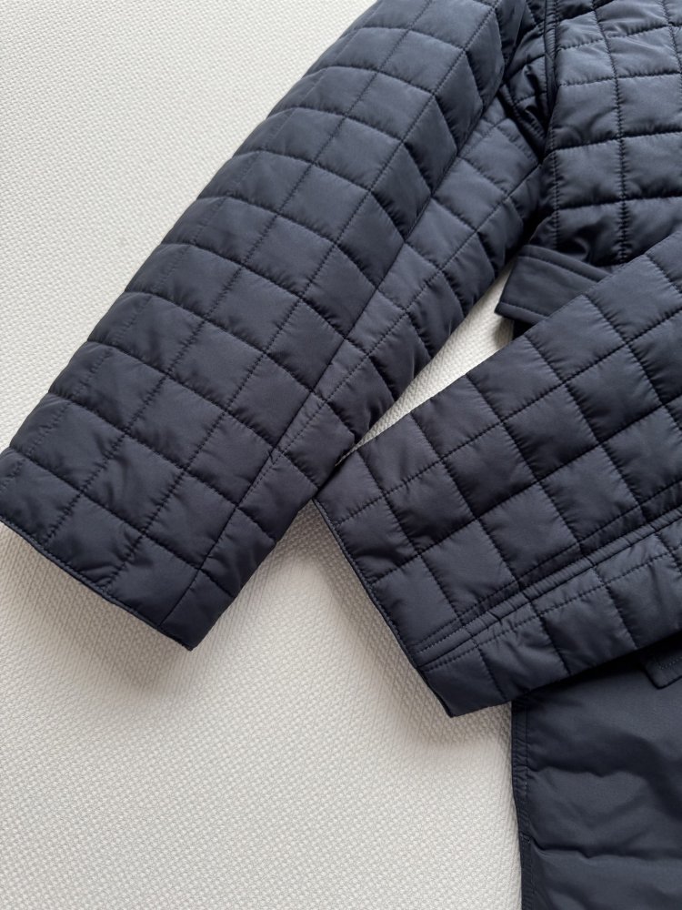 Пальто середньої довжини жіноче фото 8