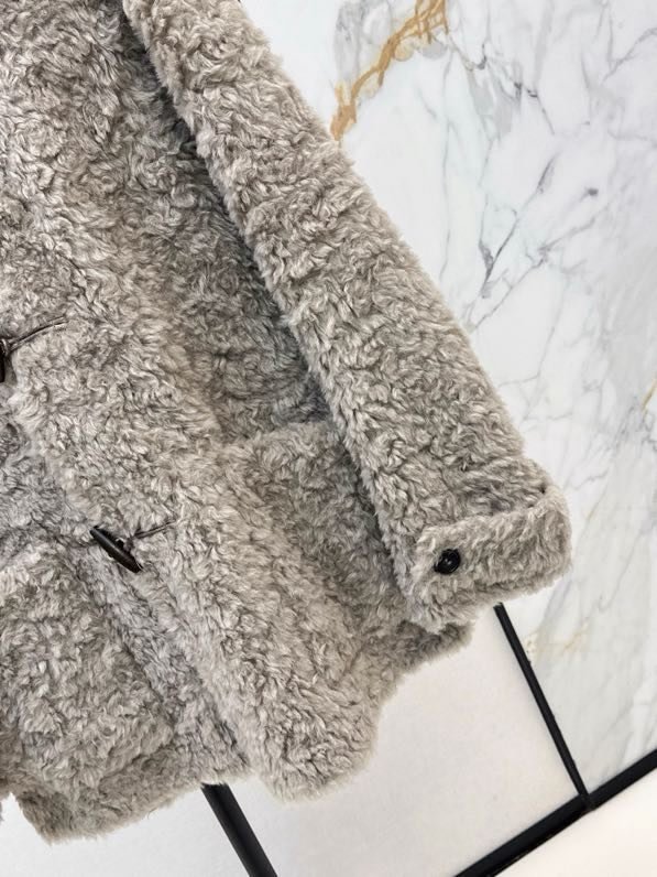 Пальто свободного кроя фото 2