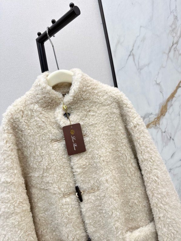 Пальто свободного кроя фото 4