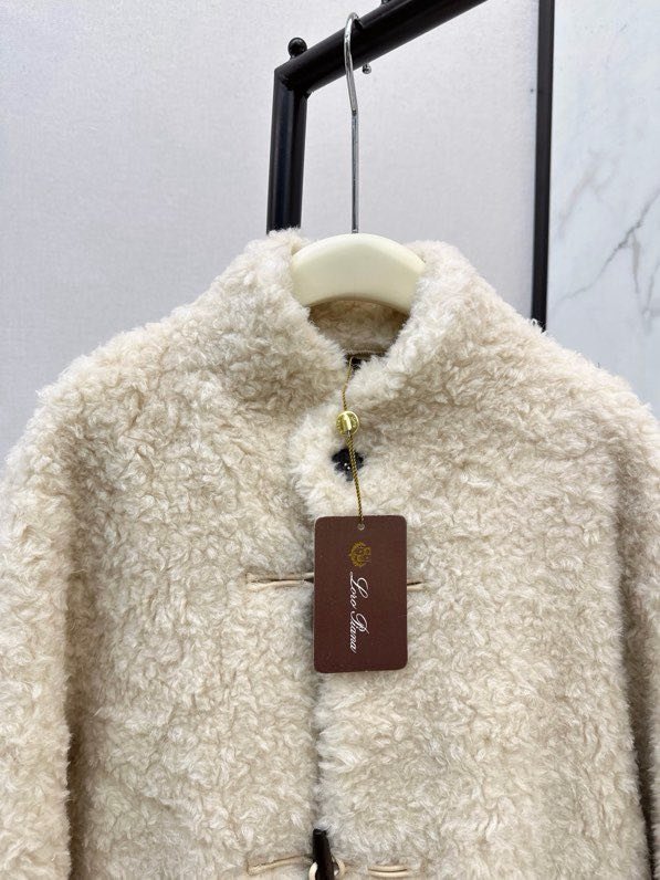 Пальто свободного кроя фото 7