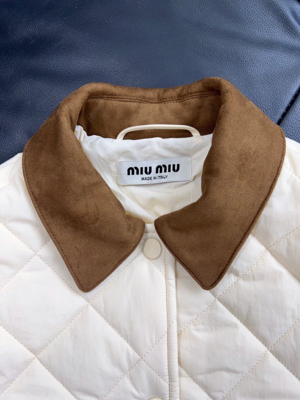 Пальто женское с бархатным воротником фото 5