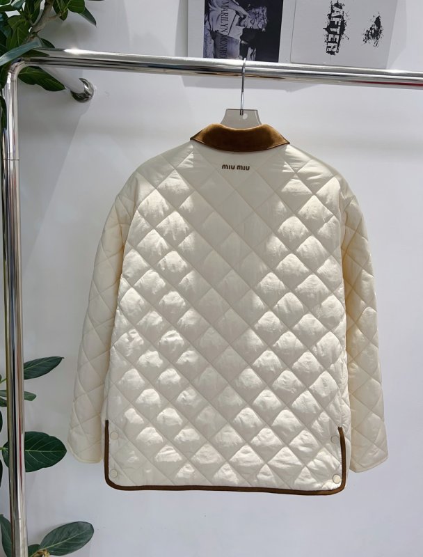 Пальто женское с бархатным воротником фото 9