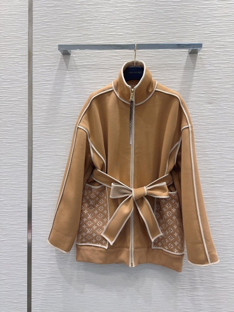 Coat women's from belt