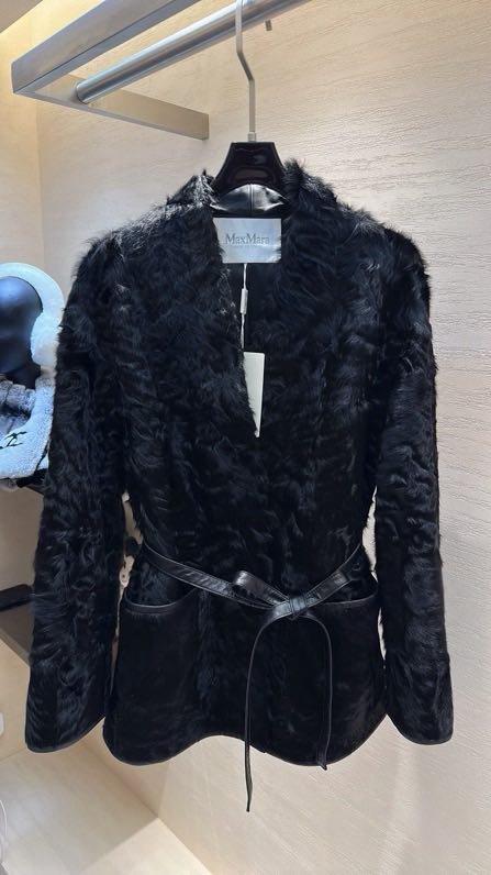 Coat women's from belt