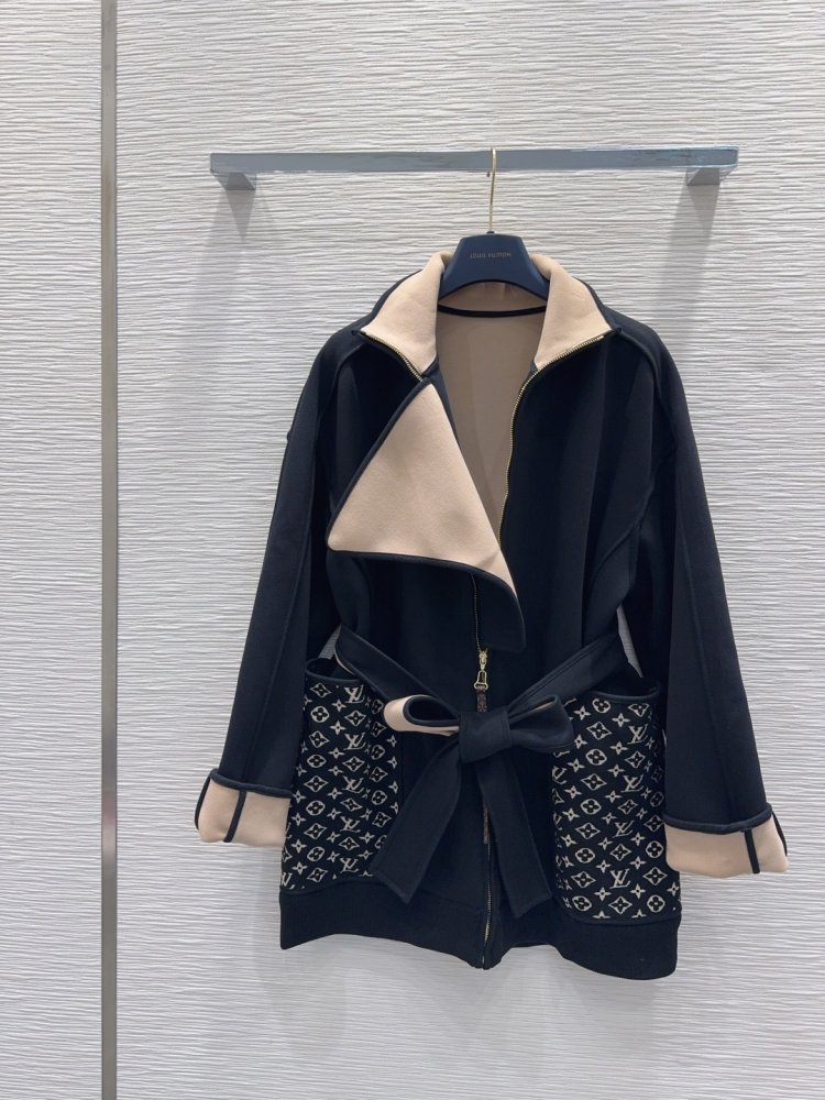 Пальто женское с поясом фото 3