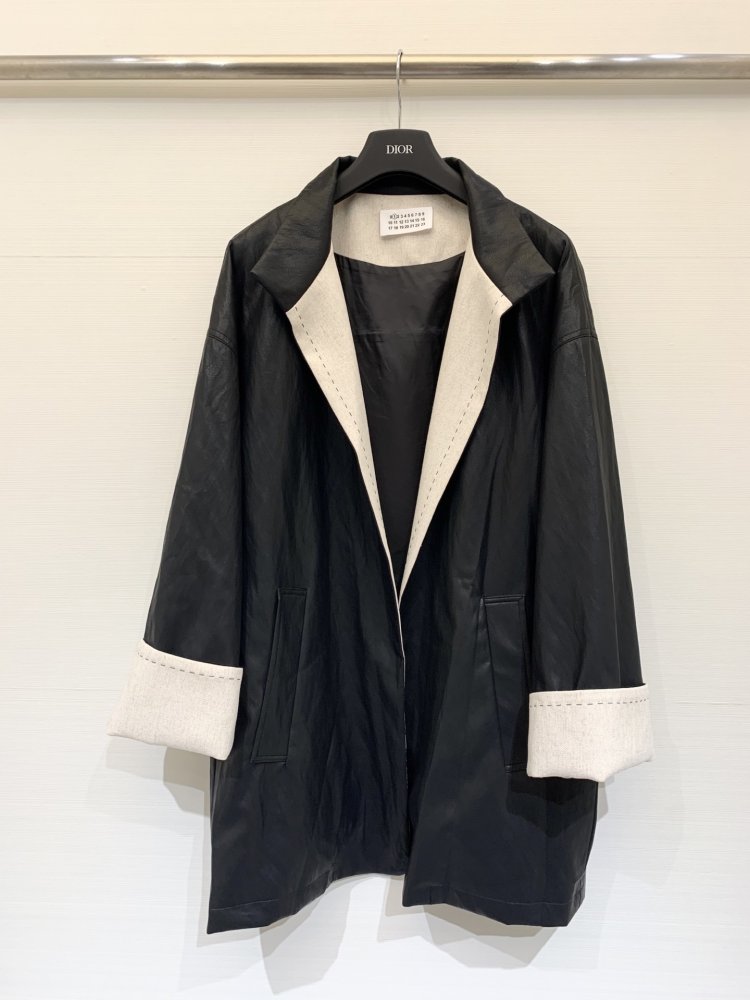 Coat women's