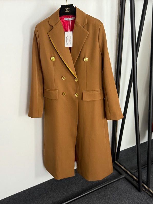 Пальто жіноче