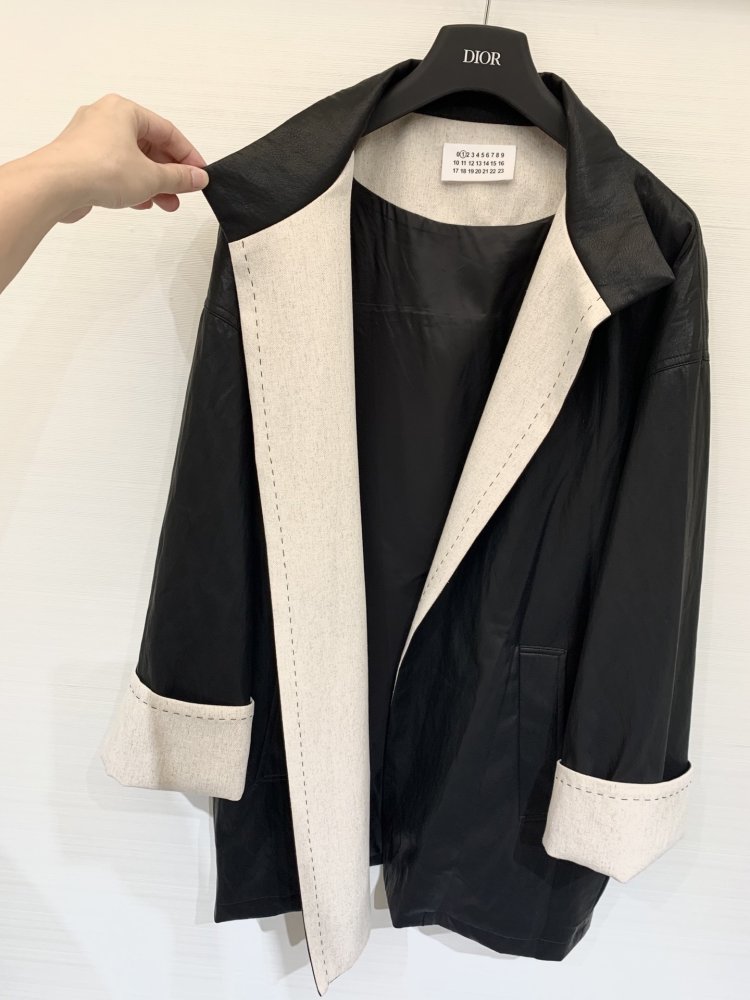 Coat women's фото 2