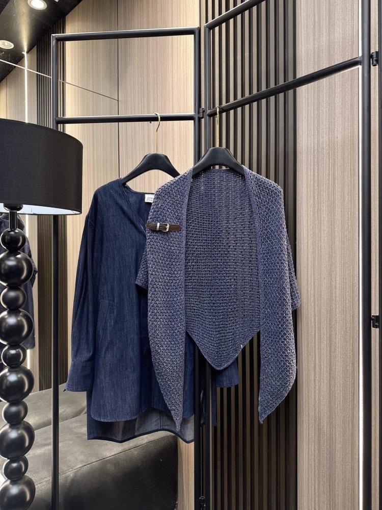 Coat women's фото 2