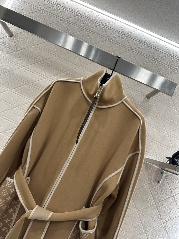 Пальто женское фото 3