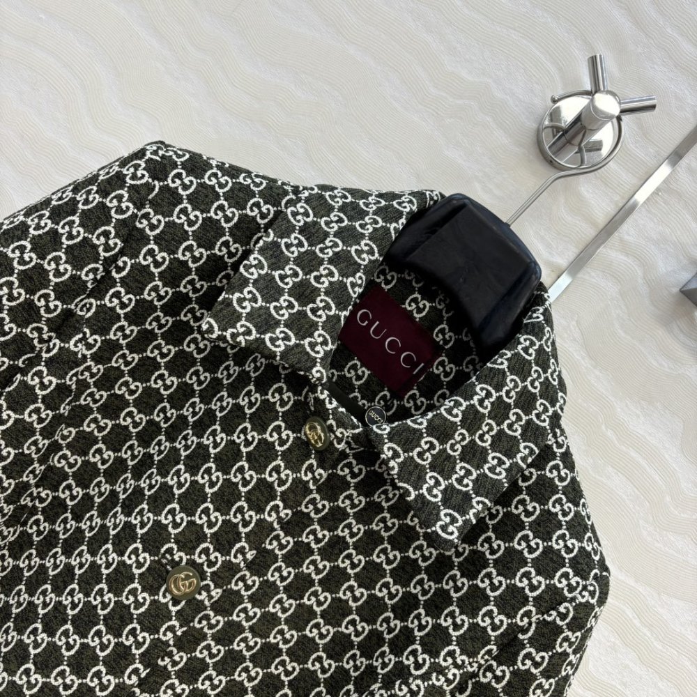 Coat women's фото 3