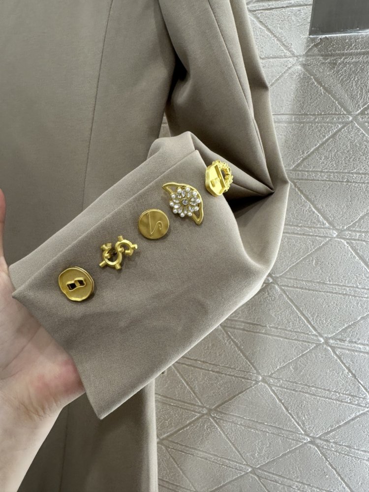 Coat women's фото 7