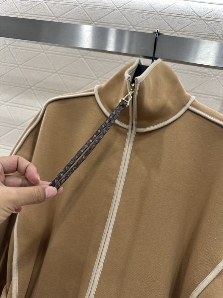 Пальто женское фото 7