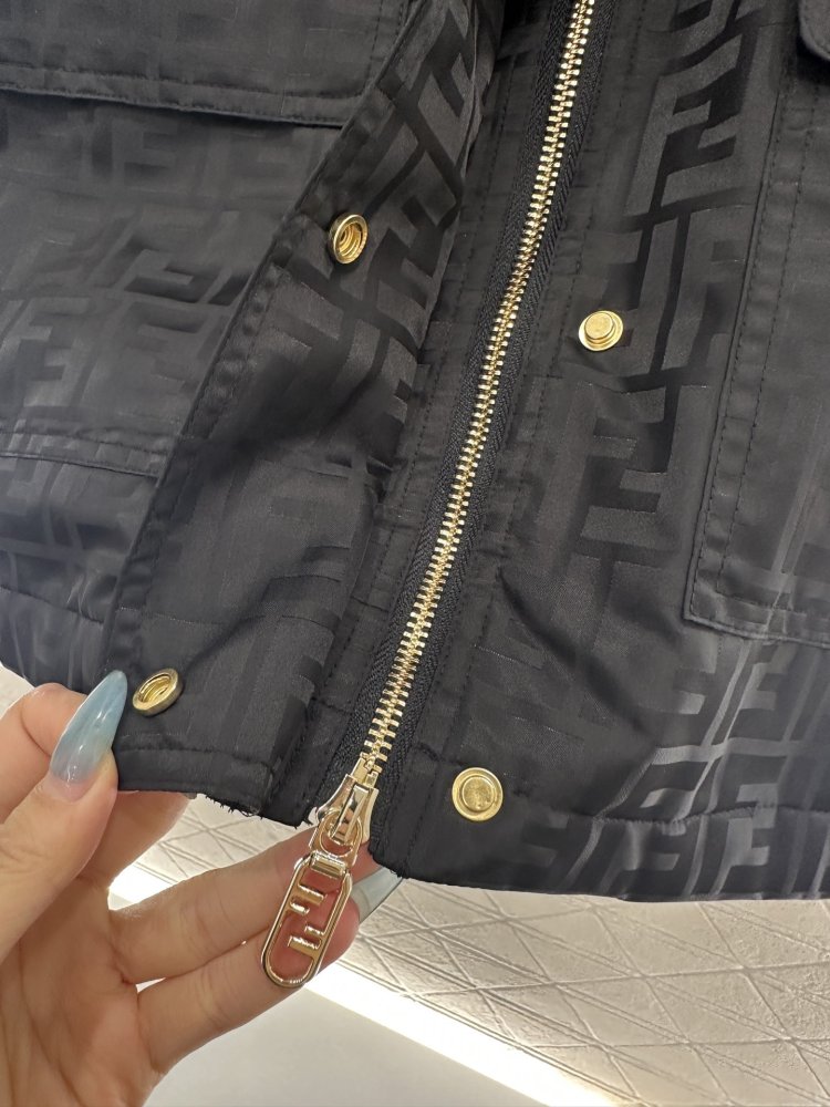 Пальто женское фото 7