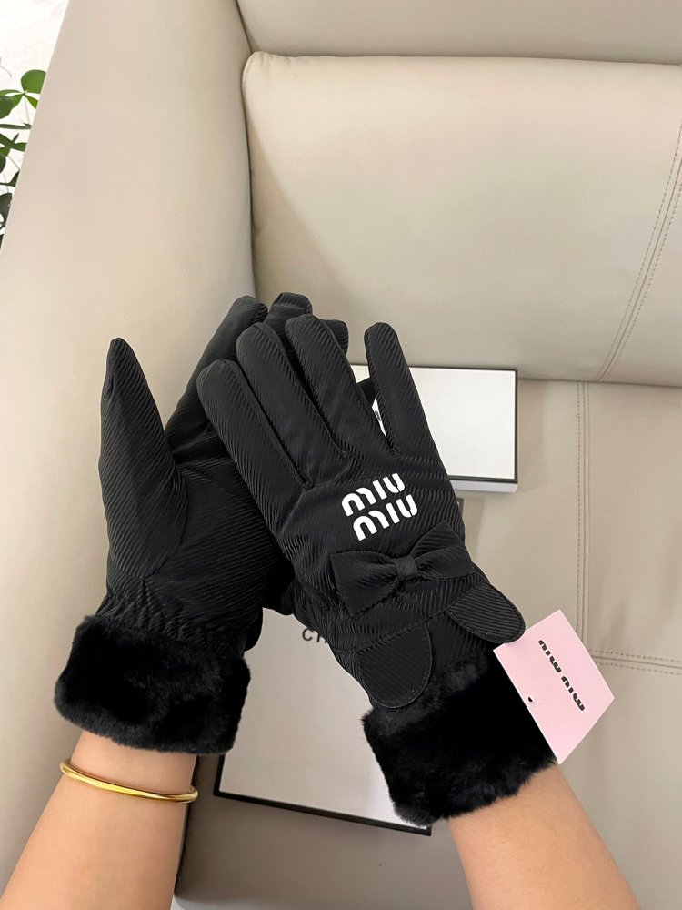 Перчатки кожаные женские фото 10