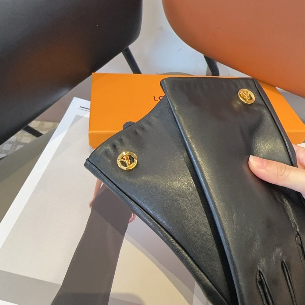 Перчатки кожаные женские фото 10