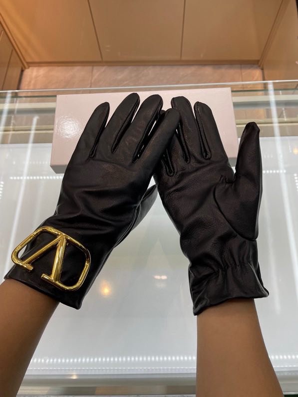 Перчатки кожаные женские