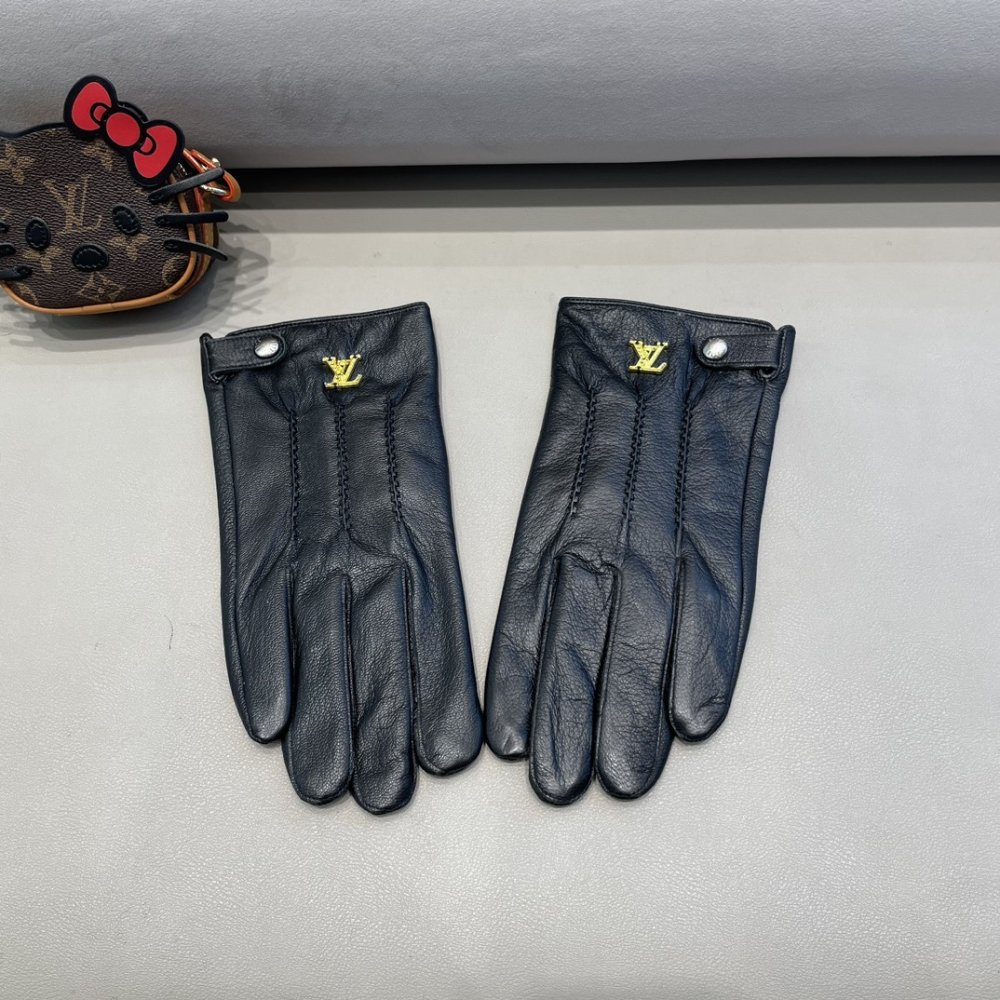 Перчатки кожаные женские