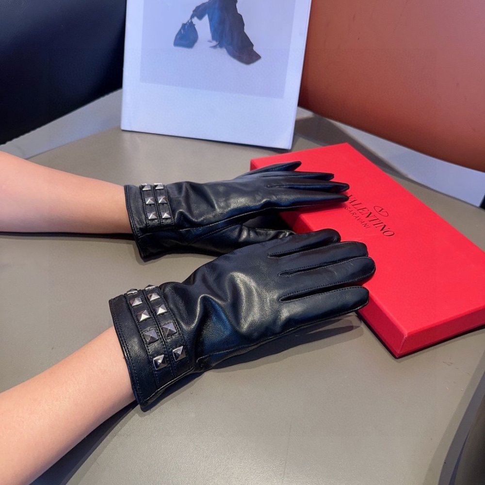 Перчатки кожаные женские