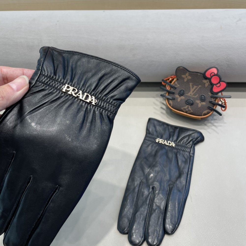 Перчатки кожаные женские фото 2